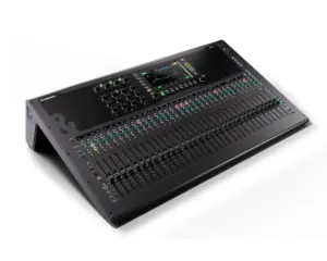 Allen & Heath QU-7 32 Channel Digital Mixer