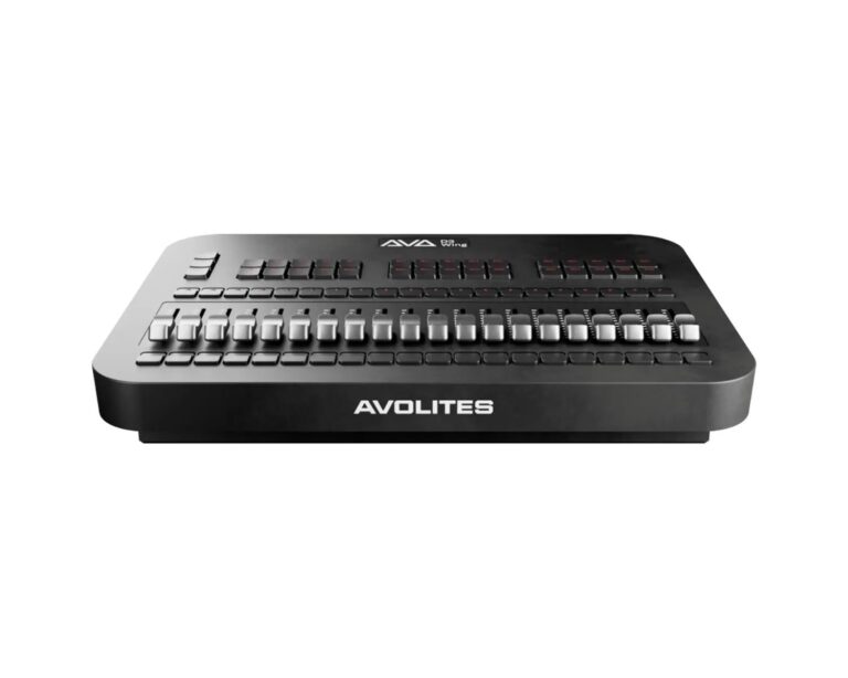 Avolites D3 Wing Lighting Console