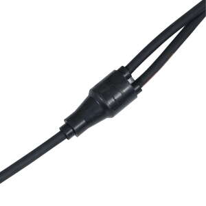 Elumen8 Moulded Y Split - 2.5mm powerCON TRUE1 Connectors