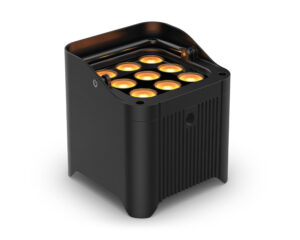 CHAUVET DJ Freedom Par Q9 Uplighter (Pack of 8) with Freedom Charge 8P Case
