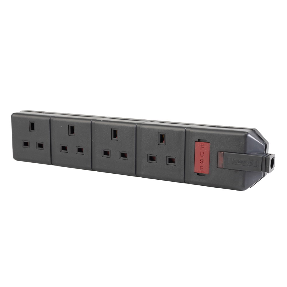 Masterplug 4 Gang 13A HD Mains Socket, Black (ELS134B) Masterplug ELS134B 4 Gang 13A Heavy Duty Trailing Socket, Black - Image 1